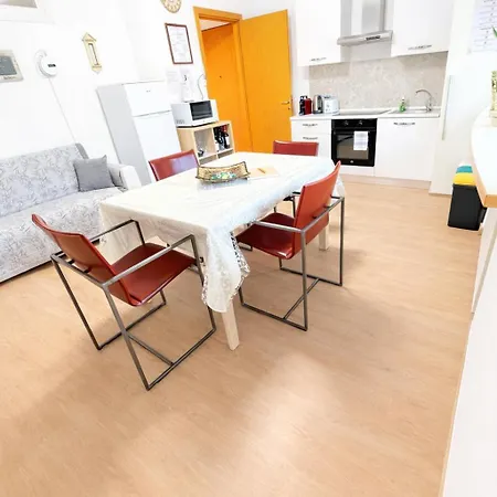Melannie's Apartmán *